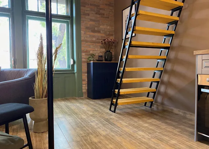 The Loft Apartment *